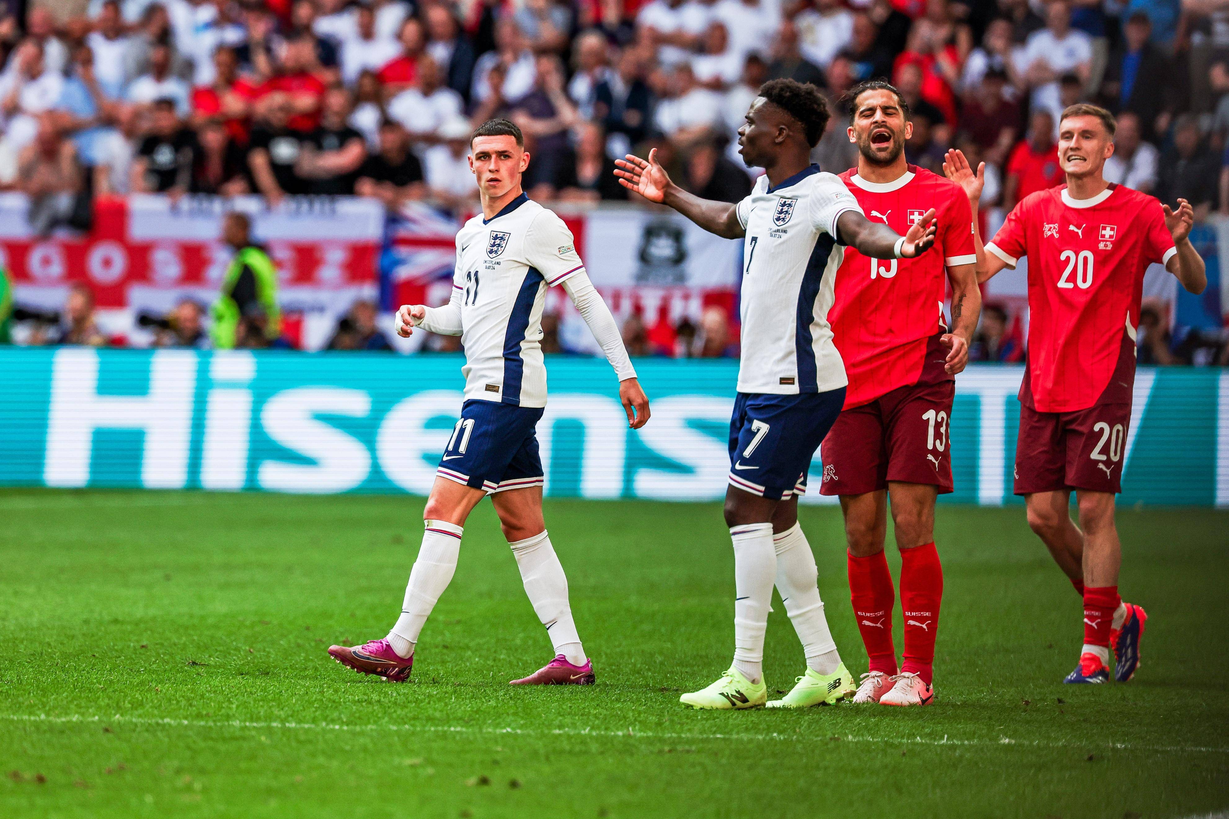 关于英格兰展示强大实力，连胜俄罗斯晋级欧洲杯预选赛的信息