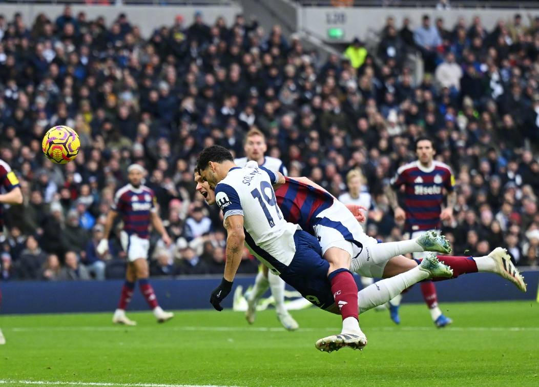 开云体育平台APP-热刺连续两场不胜，欧冠希望岌岌可危